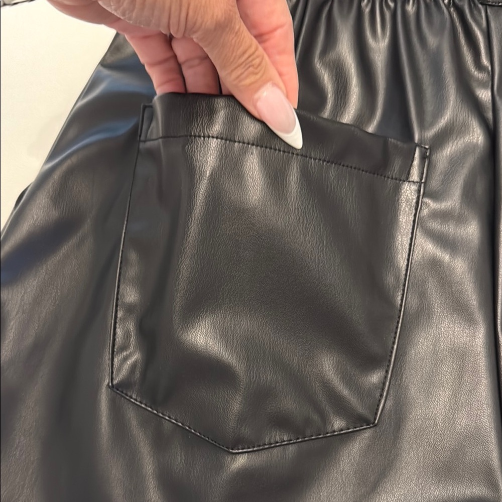 Zara High Waist Black vegan leather Shorts - Picture 8 of 11